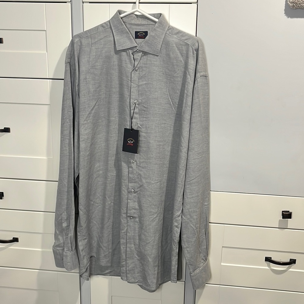 Paul and Shark. Size 1XT. Gray. Men’s button up shirt. New with tags. Yachting.